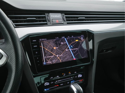 Volkswagen Passat 1.4 TSI GTE Business (Plug-In) (INCL-BTW) Aut. *FULL-LED | DIGI-COCKPIT | ADAPTIVE-CRUISE | NAVI-FULLMAP | KEYLESS | DAB+ | COMFORT-SEATS | SHIFTPADDLES | PRIVACY-GLASS | PDC | CAMERA | CARPLAY | 17''ALU*