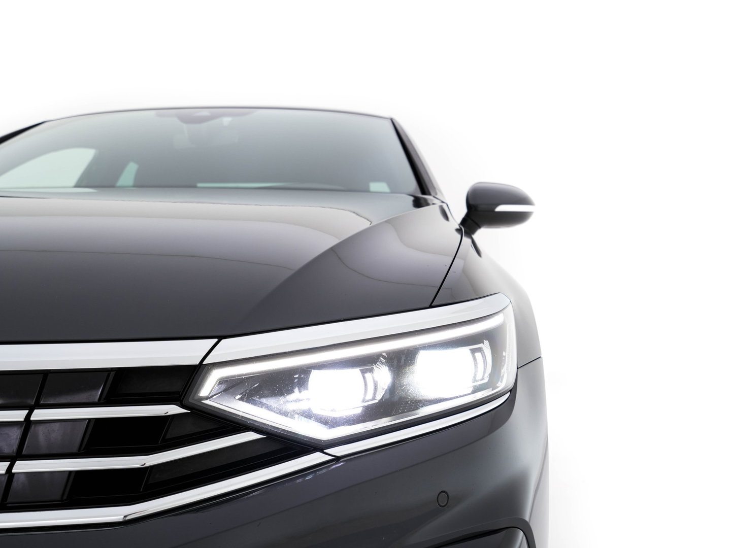 Volkswagen Passat 1.4 TSI GTE Business (Plug-In) (INCL-BTW) Aut. *FULL-LED | DIGI-COCKPIT | ADAPTIVE-CRUISE | NAVI-FULLMAP | KEYLESS | DAB+ | COMFORT-SEATS | SHIFTPADDLES | PRIVACY-GLASS | PDC | CAMERA | CARPLAY | 17''ALU*