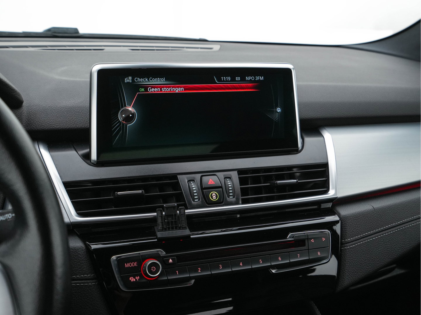 BMW 2 Serie Active Tourer 216d Sportline Corporate Lease High Executive Aut. *LEATHER | FULL-LED | HEATED-SPORTSEATS | NAVI-FULLMAP | ECC | HEAD-UP | PDC | CRUISE | 18''ALU*