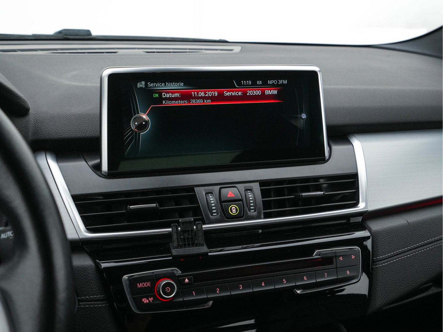 BMW 2 Serie Active Tourer 216d Sportline Corporate Lease High Executive Aut. *LEATHER | FULL-LED | HEATED-SPORTSEATS | NAVI-FULLMAP | ECC | HEAD-UP | PDC | CRUISE | 18''ALU*