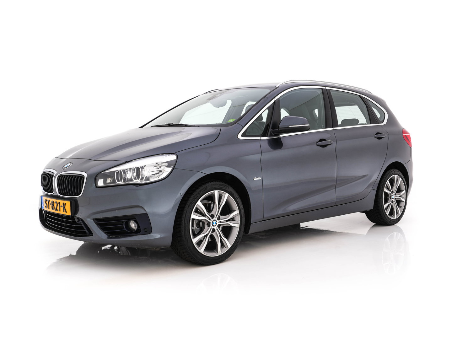 BMW 2 Serie Active Tourer 216d Sportline Corporate Lease High Executive Aut. *LEATHER | FULL-LED | HEATED-SPORTSEATS | NAVI-FULLMAP | ECC | HEAD-UP | PDC | CRUISE | 18''ALU*