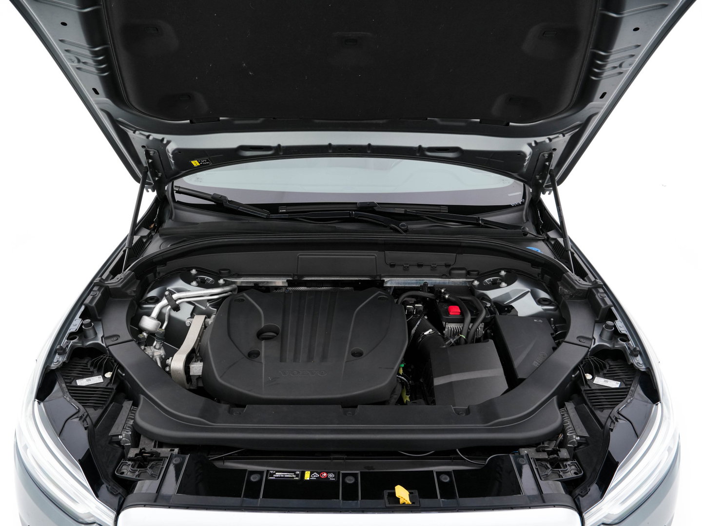 Volvo XC60 2.0 B5 R-Design Business Pro (INCL-BTW) Aut. *PANO | LEATHER | MEMORY-PACK | HEATED-SPORTSEATS | CAMERA | NAVI-FULLMAP | SHIFTPADDLES | PRIVACY-GLASS | AIRSUSPENSION | ECC | PDC | CRUISE | 19''ALU
