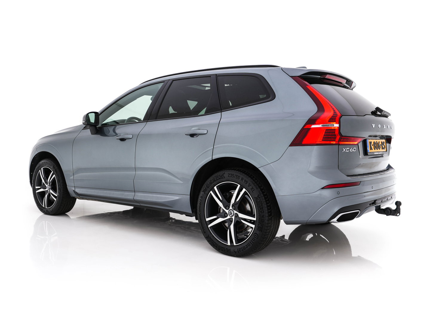 Volvo XC60 2.0 B5 R-Design Business Pro (INCL-BTW) Aut. *PANO | LEATHER | MEMORY-PACK | HEATED-SPORTSEATS | CAMERA | NAVI-FULLMAP | SHIFTPADDLES | PRIVACY-GLASS | AIRSUSPENSION | ECC | PDC | CRUISE | 19''ALU