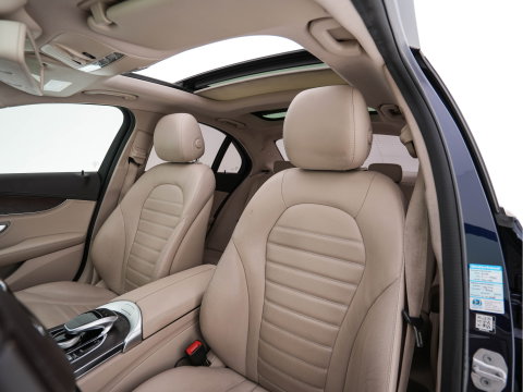 Mercedes-Benz C-Klasse 350 e Lease Edition Aut. *PANO | LUXURY-LEATHER | BURMESTER-AUDIO | FULL-LED | NAVI-FULLMAP | HEATED-SPORTSEATS | CAMERA | AIRMATIC | PRIVACY-GLASS | ECC | CRUISE | KEYLESS | 17''ALU*