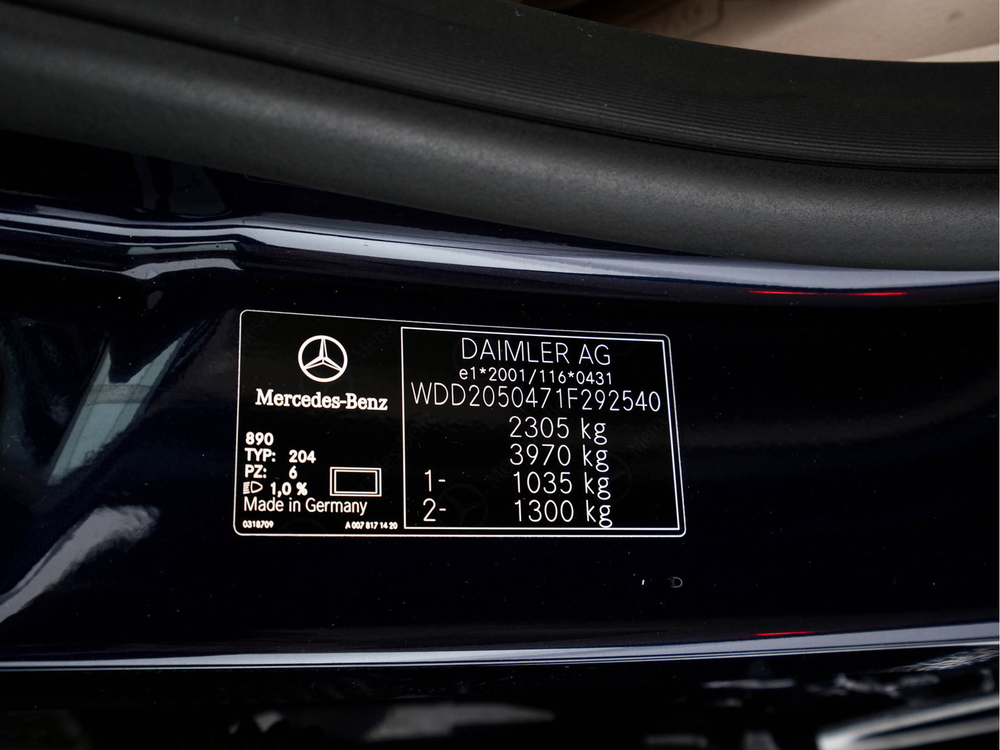 Mercedes-Benz C-Klasse 350 e Lease Edition Aut. *PANO | LUXURY-LEATHER | BURMESTER-AUDIO | FULL-LED | NAVI-FULLMAP | HEATED-SPORTSEATS | CAMERA | AIRMATIC | PRIVACY-GLASS | ECC | CRUISE | KEYLESS | 17''ALU*