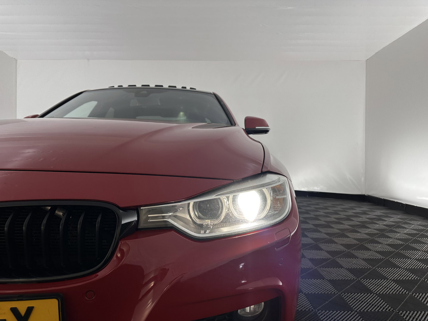 BMW 3 Serie 330D M-Sportpack High Executive Aut. *PANO | LEATHER | XENON | HARMAN/KARDON | MEMORY-PACK | BLINDSPOT | HEATED-SPORTSEATS | CAMERA | DAB | KEYLESS | ECC | HEAD-UP | PDC | ADAPTIVE-CRUISE | SHIFTPADDLES | TOWBAR |  18''ALU