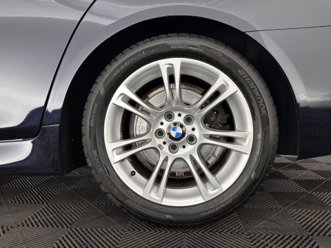 BMW 5 Serie 520i M-Sportpack High Executive Aut. *PANO | LEATHER | XENON | HARMAN/KARDON | HEATED-SPORTSEATS | NAVI-FULLMAP | PRIVACY-GLASS | SHIFTPADDLES | ECC | PDC | CRUISE | 18''ALU*