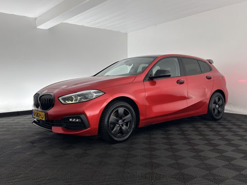 BMW 1-serie 116D Executive Edition *DIGI-COCKPIT | FULL-LED | NAVI-FULLMAP | AMBIENTLIGHT | CRUISE | KEYLESS | PRIVACY-GLASS | ECC | PDC | 16"ALU*