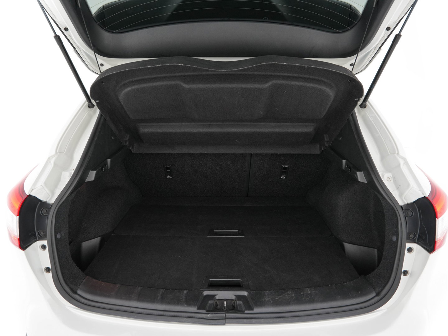 Nissan QASHQAI 1.2 Tekna *PANO | LEATHER | TOPVIEW | BLINDSPOT | LED-LIGHTS | NAVI-FULLMAP | HEATED-COMFORTSEATS | KEYLESS | DAB+ | PRIVACY-GLASS | ECC | AMBIENTLIGHT | LANE-ASSIST | PDC | TOWBAR | 19''ALU*