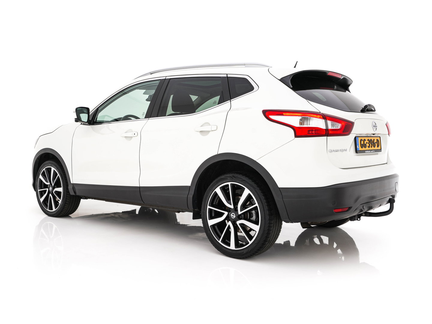 Nissan QASHQAI 1.2 Tekna *PANO | LEATHER | TOPVIEW | BLINDSPOT | LED-LIGHTS | NAVI-FULLMAP | HEATED-COMFORTSEATS | KEYLESS | DAB+ | PRIVACY-GLASS | ECC | AMBIENTLIGHT | LANE-ASSIST | PDC | TOWBAR | 19''ALU*