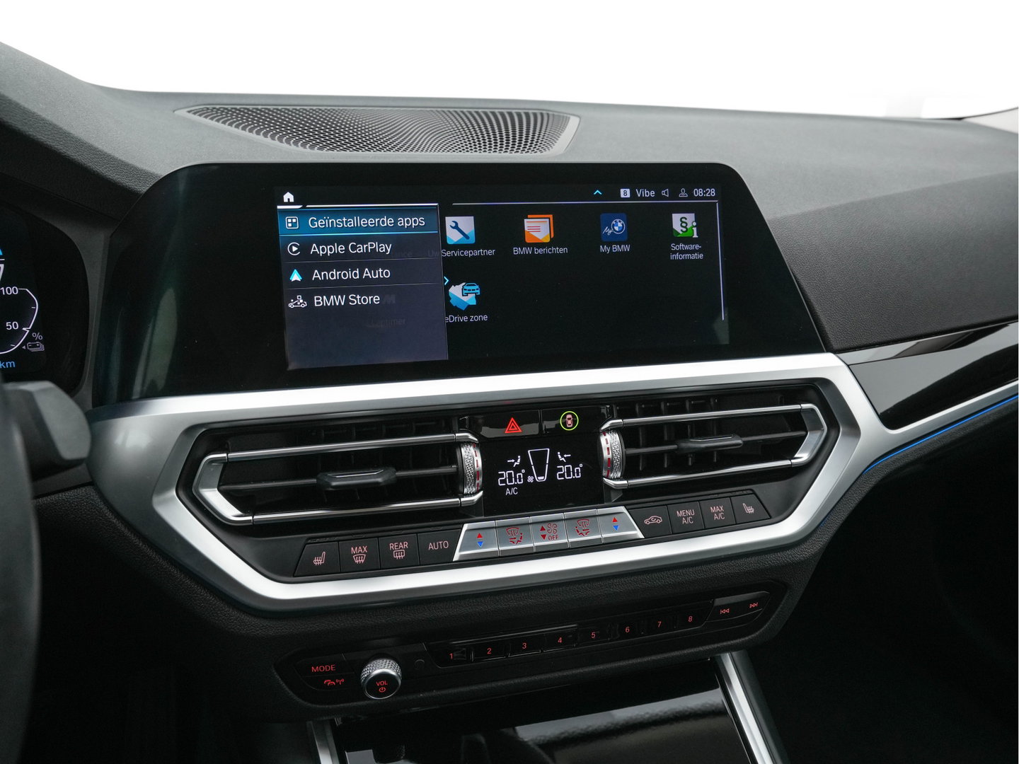 BMW 3-serie 330e eDrive Edition (Plug-In) (INCL-BTW) Aut. *LEATHER | FULL-LED | DIGI-COCKPIT | HEATED-SPORTSEATS | PRIVACYGLASS | AMBIENTLIGHT | DAB | NAVI-FULLMAP | ECC | CARPLAY | PDC | CRUI/SE | 18''ALU*