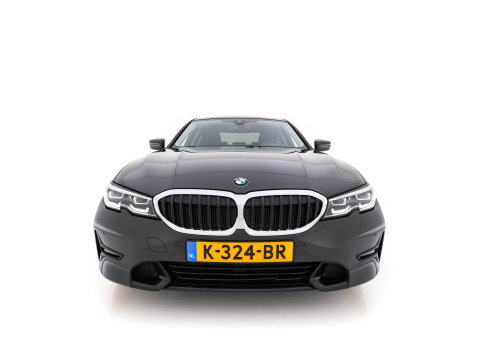 BMW 3-serie 330e eDrive Edition (Plug-In) (INCL-BTW) Aut. *LEATHER | FULL-LED | DIGI-COCKPIT | HEATED-SPORTSEATS | PRIVACYGLASS | AMBIENTLIGHT | DAB | NAVI-FULLMAP | ECC | CARPLAY | PDC | CRUI/SE | 18''ALU*
