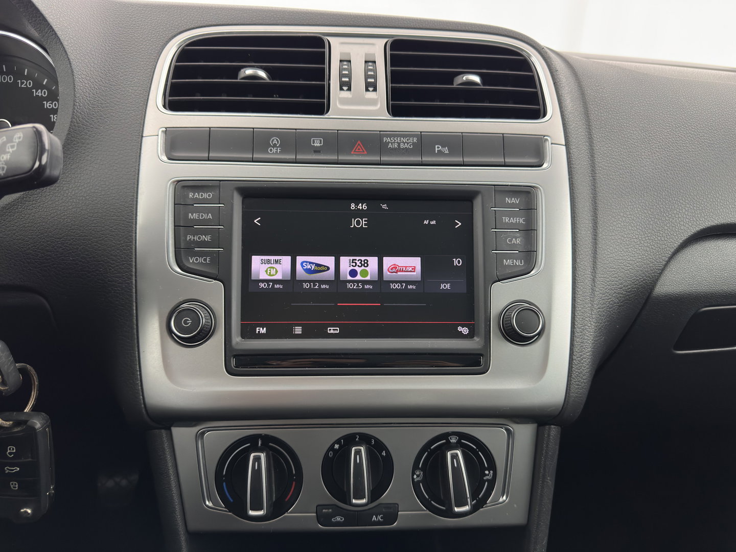 Volkswagen Polo 1.4 TDI Business Edition ( ⚠️ ) *NAVI-FULLMAP | AIRCO | CRUISE | PDC | CARPLAY | COMFORTSEATS |  PRIVACY-GLASS  | 15''ALU*