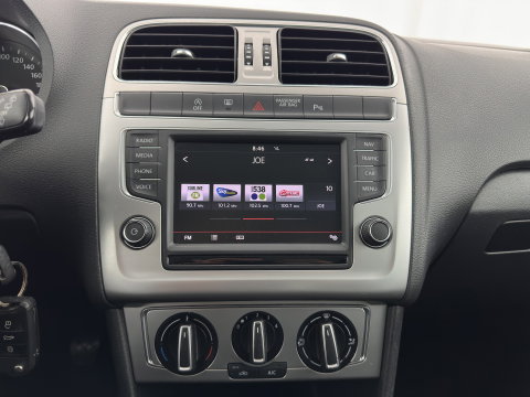 Volkswagen Polo 1.4 TDI Business Edition ( ⚠️ ) *NAVI-FULLMAP | AIRCO | CRUISE | PDC | CARPLAY | COMFORTSEATS |  PRIVACY-GLASS  | 15''ALU*