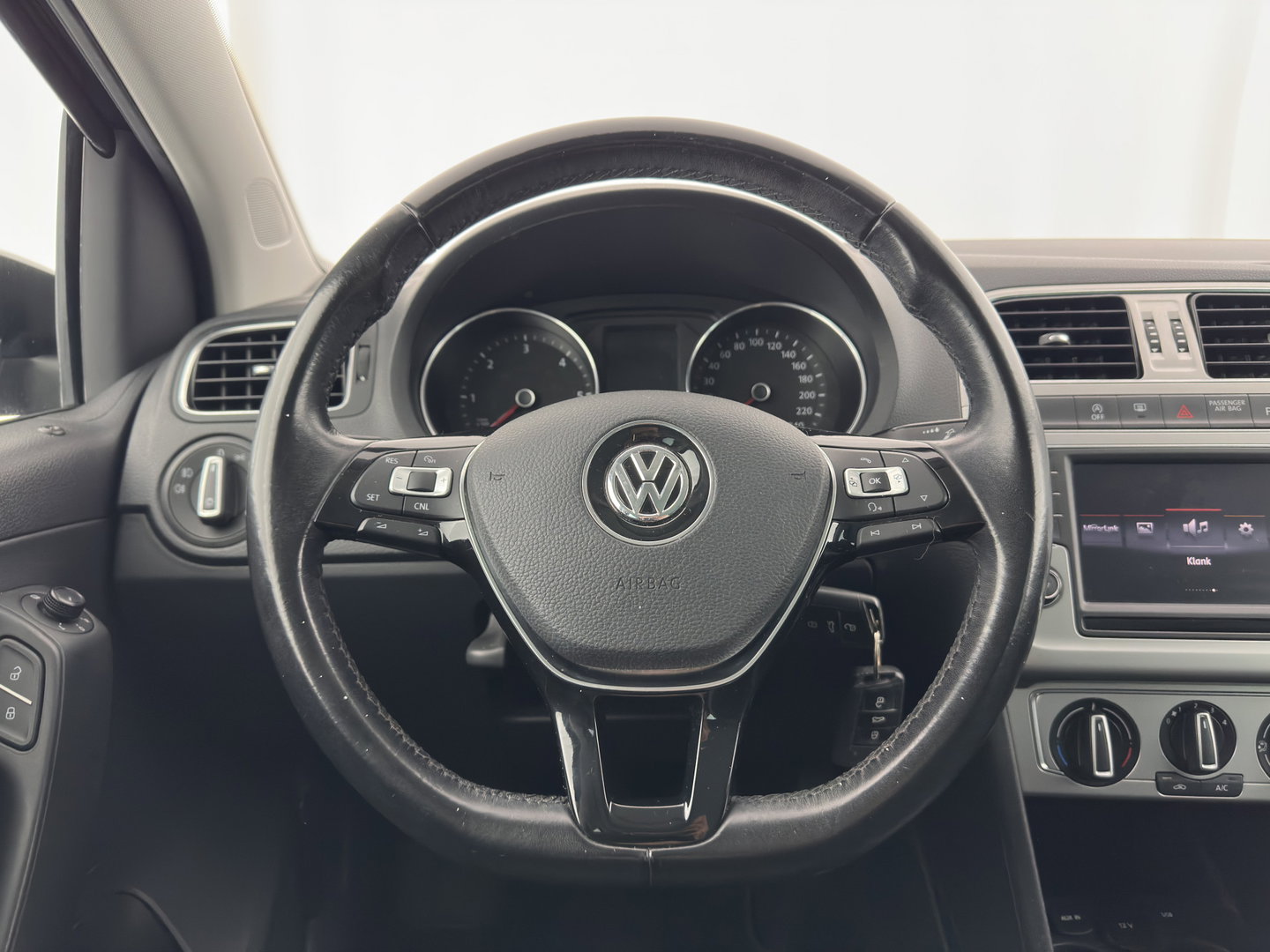 Volkswagen Polo 1.4 TDI Business Edition ( ⚠️ ) *NAVI-FULLMAP | AIRCO | CRUISE | PDC | CARPLAY | COMFORTSEATS |  PRIVACY-GLASS  | 15''ALU*