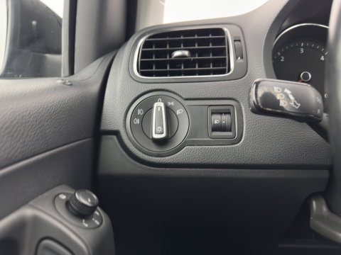 Volkswagen Polo 1.4 TDI Business Edition ( ⚠️ ) *NAVI-FULLMAP | AIRCO | CRUISE | PDC | CARPLAY | COMFORTSEATS |  PRIVACY-GLASS  | 15''ALU*