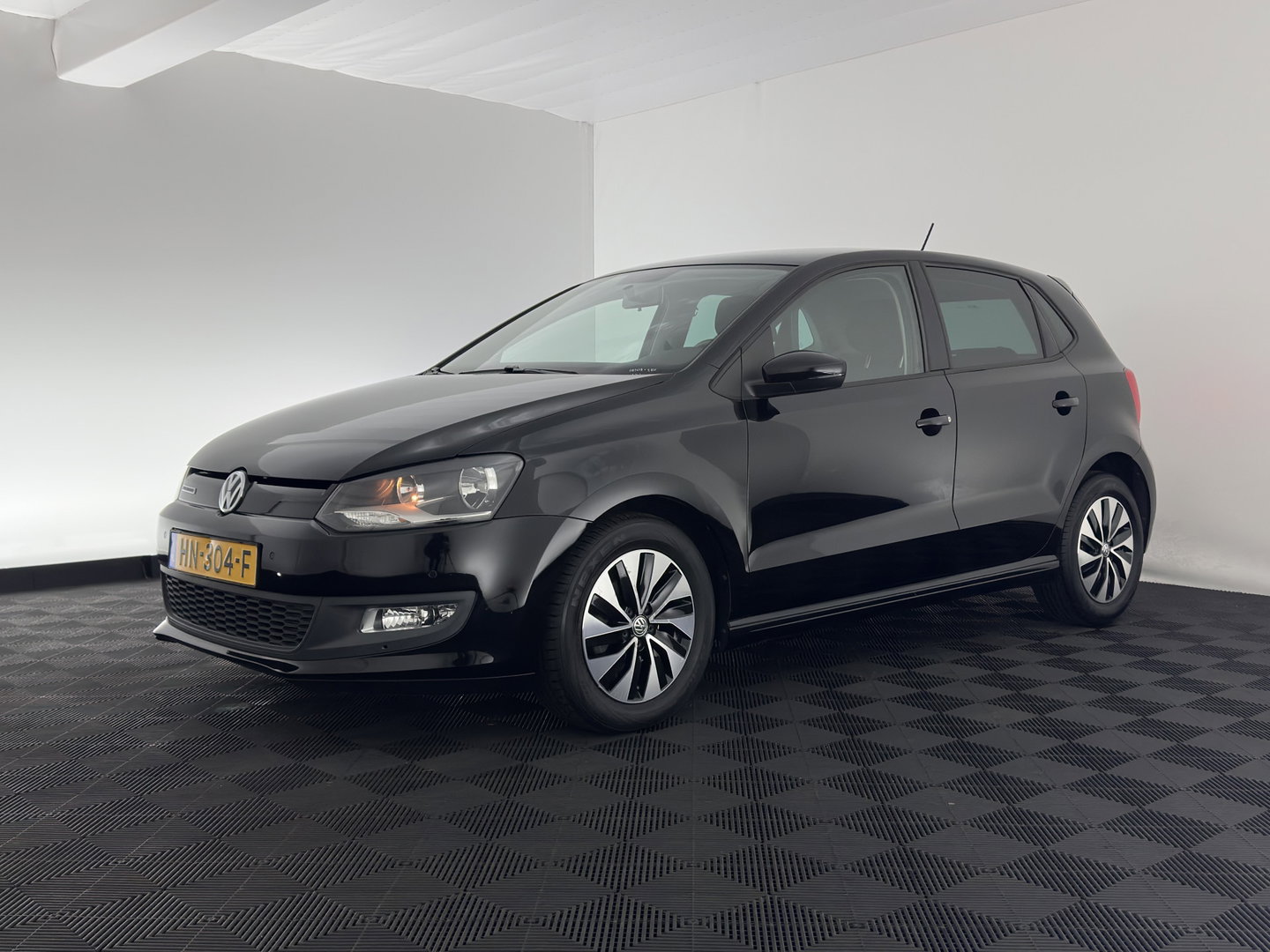 Volkswagen Polo 1.4 TDI Business Edition ( ⚠️ ) *NAVI-FULLMAP | AIRCO | CRUISE | PDC | CARPLAY | COMFORTSEATS |  PRIVACY-GLASS  | 15''ALU*