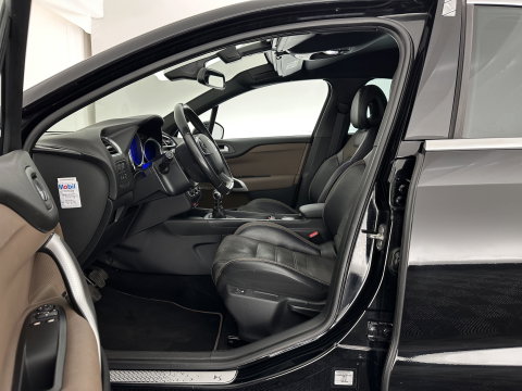 DS DS 4 1.6 BlueHDi Chic *PANO-WINDOW | FULL-LED | LEATHER-ALCANTARA | HEATED-COMFORTSEATS | NAVI-FULLMAP | DAB | CAMERA | PRIVACYGLASS | ECC | PDC | CRUISE | KEYLESS | TOWBAR | 16''ALU*