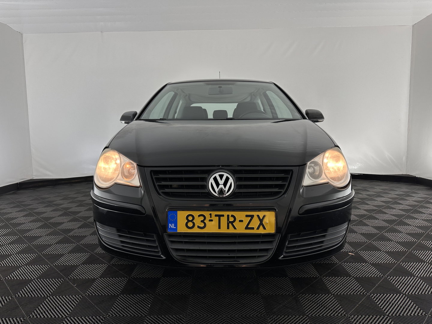 Volkswagen Polo 1.2 Optive motor not running well *AIRCO | RADIO | COMFORTSEATS | 17''ALU*