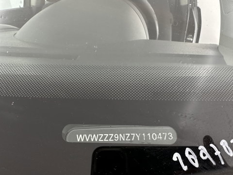 Volkswagen Polo 1.2 Optive motor not running well *AIRCO | RADIO | COMFORTSEATS | 17''ALU*