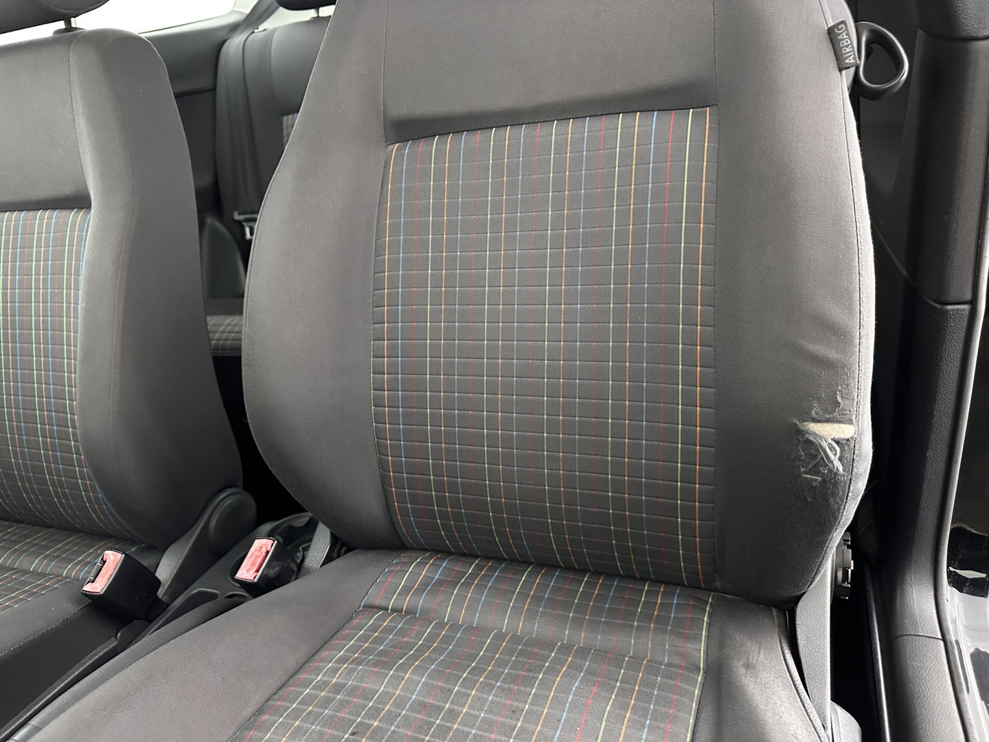 Volkswagen Polo 1.2 Optive motor not running well *AIRCO | RADIO | COMFORTSEATS | 17''ALU*