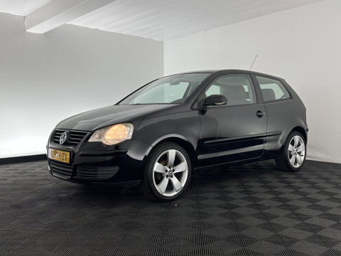 Volkswagen Polo 1.2 Optive motor not running well *AIRCO | RADIO | COMFORTSEATS | 17''ALU*