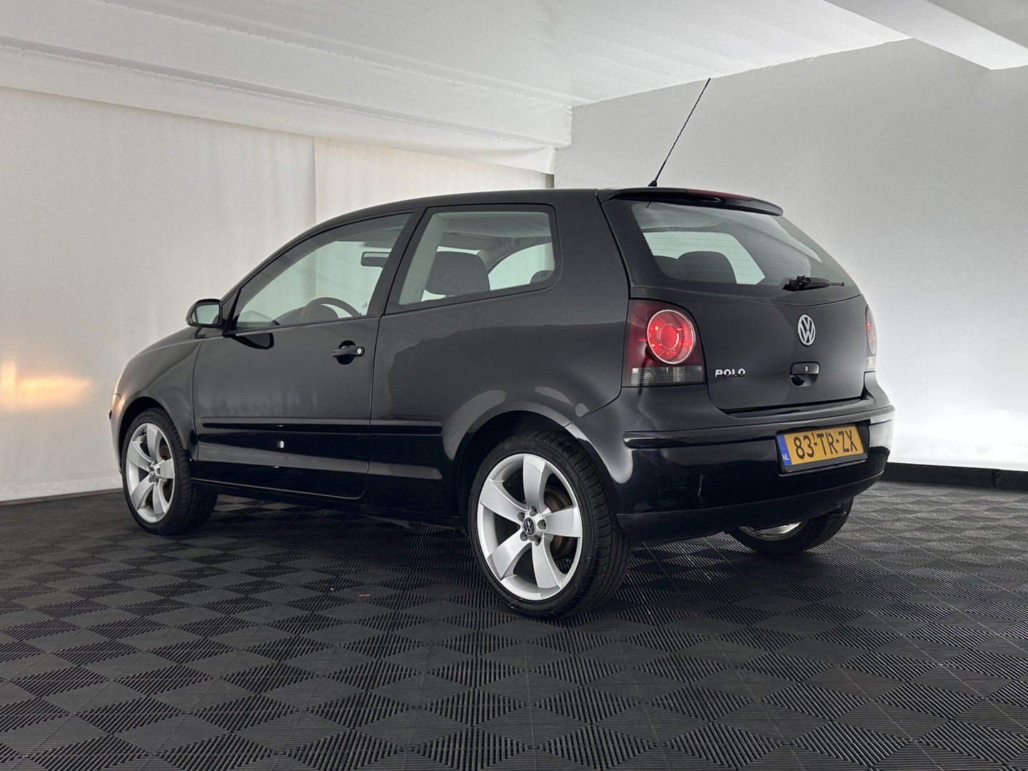 Volkswagen Polo 1.2 Optive motor not running well *AIRCO | RADIO | COMFORTSEATS | 17''ALU*