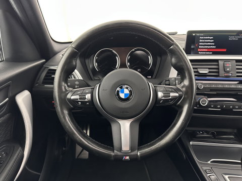 BMW 1-serie 118d M-Sportpack Executive Aut. *PANO | ALCANTARA |  FULL-LED | HEATED-SPORTSEATS | MEMORY-PACK | CAMERA | KEYLESS | DAB | NAVI-FULLMAP | PRIVACYGLASS | ECC | PDC | ADAPTIVE-CRUISE | 17''ALU*