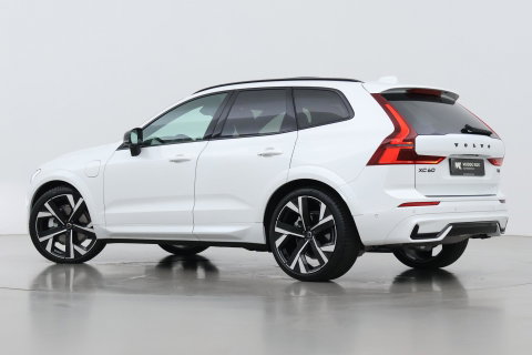 Volvo XC60 T6 Ultra Black Edition | 22 Inch | Luchtvering | Bowers & Wilkins | 360° Camera | Stoelventilatie