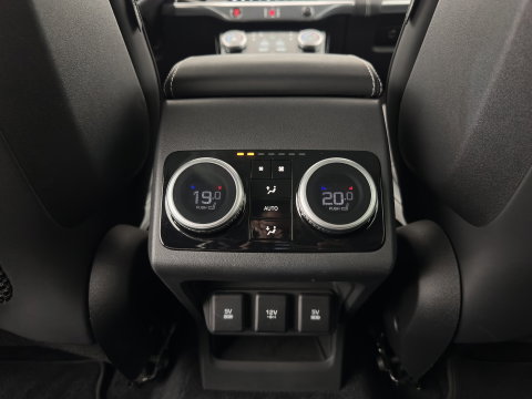 Jaguar I-PACE EV400 First Edition 90 kWh {SoH-90%} Aut. *PANO | HEAD-UP | LEATHER | FULL-LED | HEATED-SPORTSEATS | MEMORY-PACK | BLIND-SPOT | MERIDIAN-SOUND | DIGI-COCKPIT | PRIVACY-GLASS | AMBIENT-LIGHT | CAMERA | KEYLESS | 22''ALU*