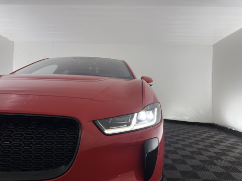 Jaguar I-PACE EV400 First Edition 90 kWh {SoH-90%} Aut. *PANO | HEAD-UP | LEATHER | FULL-LED | HEATED-SPORTSEATS | MEMORY-PACK | BLIND-SPOT | MERIDIAN-SOUND | DIGI-COCKPIT | PRIVACY-GLASS | AMBIENT-LIGHT | CAMERA | KEYLESS | 22''ALU*