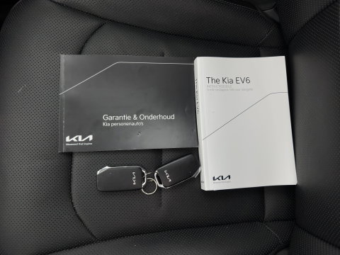 Kia Ev6 Plus Advanced 77.4 kWh [3-Fase-11kW] {SoH-93%} (INCL.BTW) Aut. *PANO | LEATHER | ADAPTIVE-CRUISE | DIGI-COCKPIT | MERIDIAN-AUDIO | MEMORY-PACK | FULL-LED | KEYLESS | CAMERA | DAB | BLIND-SPOT | NAVI-FULLMAP | PRIVACY-GLASS | AMBIENT-L
