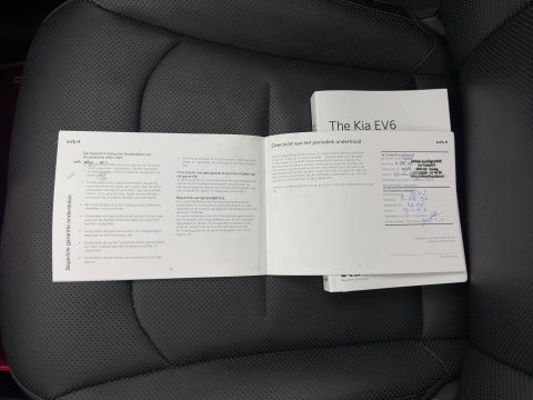 Kia Ev6 Plus Advanced 77.4 kWh [3-Fase-11kW] {SoH-93%} (INCL.BTW) Aut. *PANO | LEATHER | ADAPTIVE-CRUISE | DIGI-COCKPIT | MERIDIAN-AUDIO | MEMORY-PACK | FULL-LED | KEYLESS | CAMERA | DAB | BLIND-SPOT | NAVI-FULLMAP | PRIVACY-GLASS | AMBIENT-L