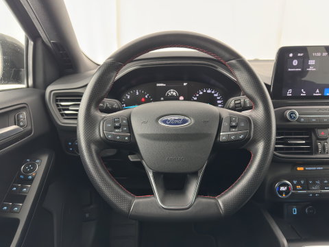 Ford FOCUS Wagon 1.5 EcoBlue ST Line Business *FULL-LED | SPORT-SEATS | NAVI-FULLMAP | KEYLESS | PRIVACY-GLASS | ECC | PDC | CRUISE | 18''ALU*