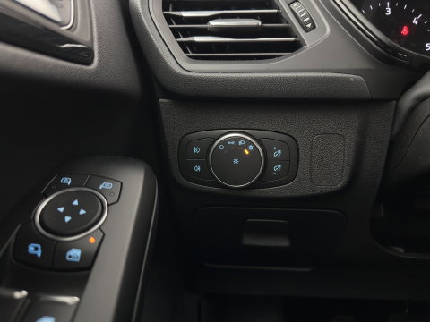 Ford FOCUS Wagon 1.5 EcoBlue ST Line Business *FULL-LED | SPORT-SEATS | NAVI-FULLMAP | KEYLESS | PRIVACY-GLASS | ECC | PDC | CRUISE | 18''ALU*