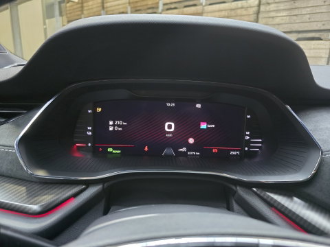 Škoda Octavia Combi 1.4 TSI RS iV PHEV Business Pano HUD Navi Clima 18"LM