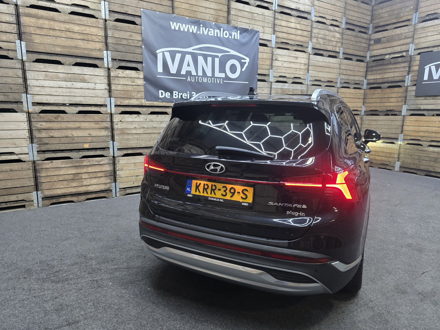 Hyundai Santa Fe 1.6 T-GDI PHEV Premium Sky 7p. Leder Pano Clima Navi HUD Camera 19"LM SOH 98%