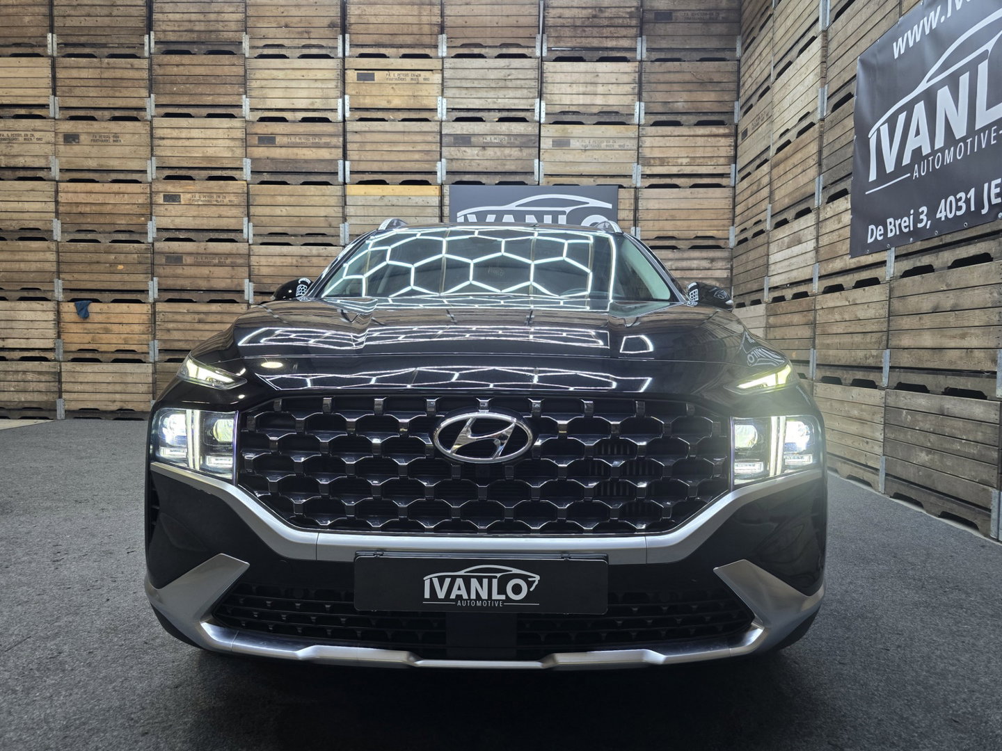 Hyundai Santa Fe 1.6 T-GDI PHEV Premium Sky 7p. Leder Pano Clima Navi HUD Camera 19"LM SOH 98%