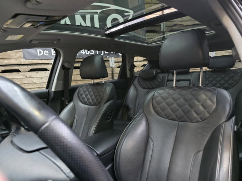 Hyundai Santa Fe 1.6 T-GDI PHEV Premium Sky 7p. Leder Pano Clima Navi HUD Camera 19"LM SOH 98%