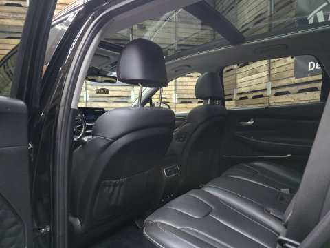 Hyundai Santa Fe 1.6 T-GDI PHEV Premium Sky 7p. Leder Pano Clima Navi HUD Camera 19"LM SOH 98%