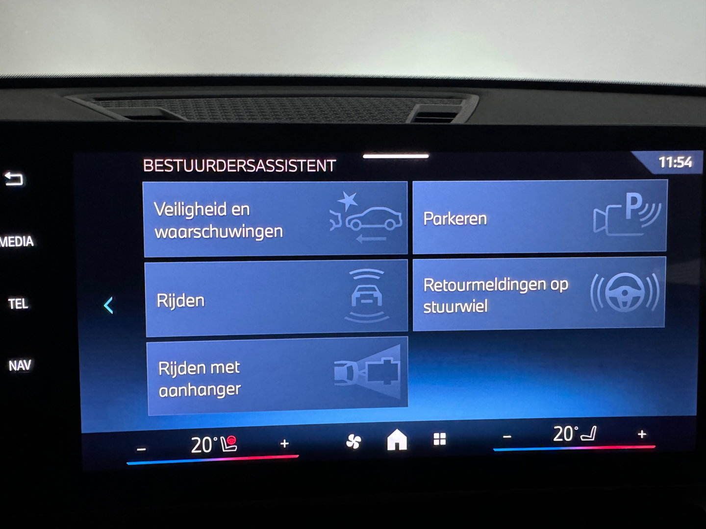 BMW X1 XDrive25e M H/K|Memory|Trekhaak|Keyless|Massage|Dodehoek