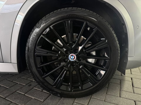 BMW X1 XDrive25e M H/K|Memory|Trekhaak|Keyless|Massage|Dodehoek