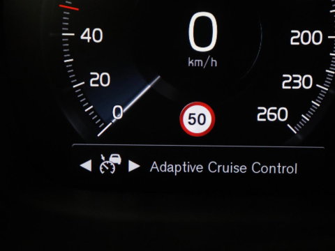 Volvo S60 2.0 Recharge T8 AWD R-Design SOH 95,6% | 360 Camera | Navigatie | Apple Carplay | Stoelverwarming