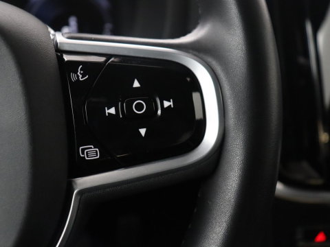 Volvo S60 2.0 Recharge T8 AWD R-Design SOH 95,6% | 360 Camera | Navigatie | Apple Carplay | Stoelverwarming