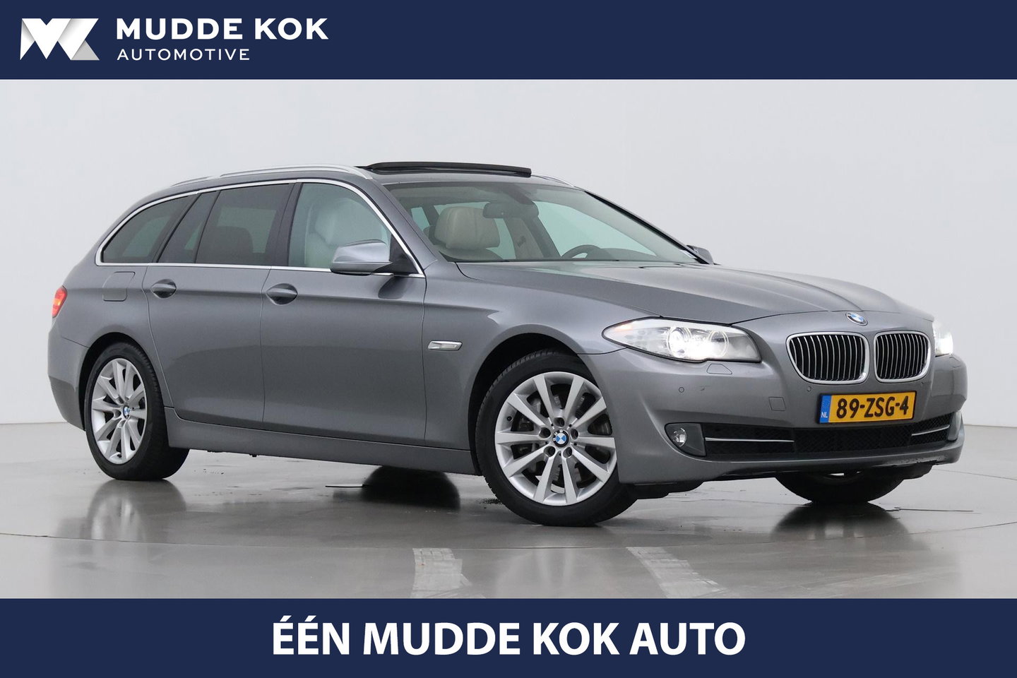 BMW 5 Serie Touring 530i Upgrade Edition | Panoramadak | Leder | Navigatie | Comfortstoelen+Memory | Stoelverwarming | Xenon | Getint Glas