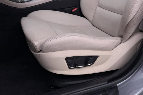 BMW 5 Serie Touring 530i Upgrade Edition | Panoramadak | Leder | Navigatie | Comfortstoelen+Memory | Stoelverwarming | Xenon | Getint Glas