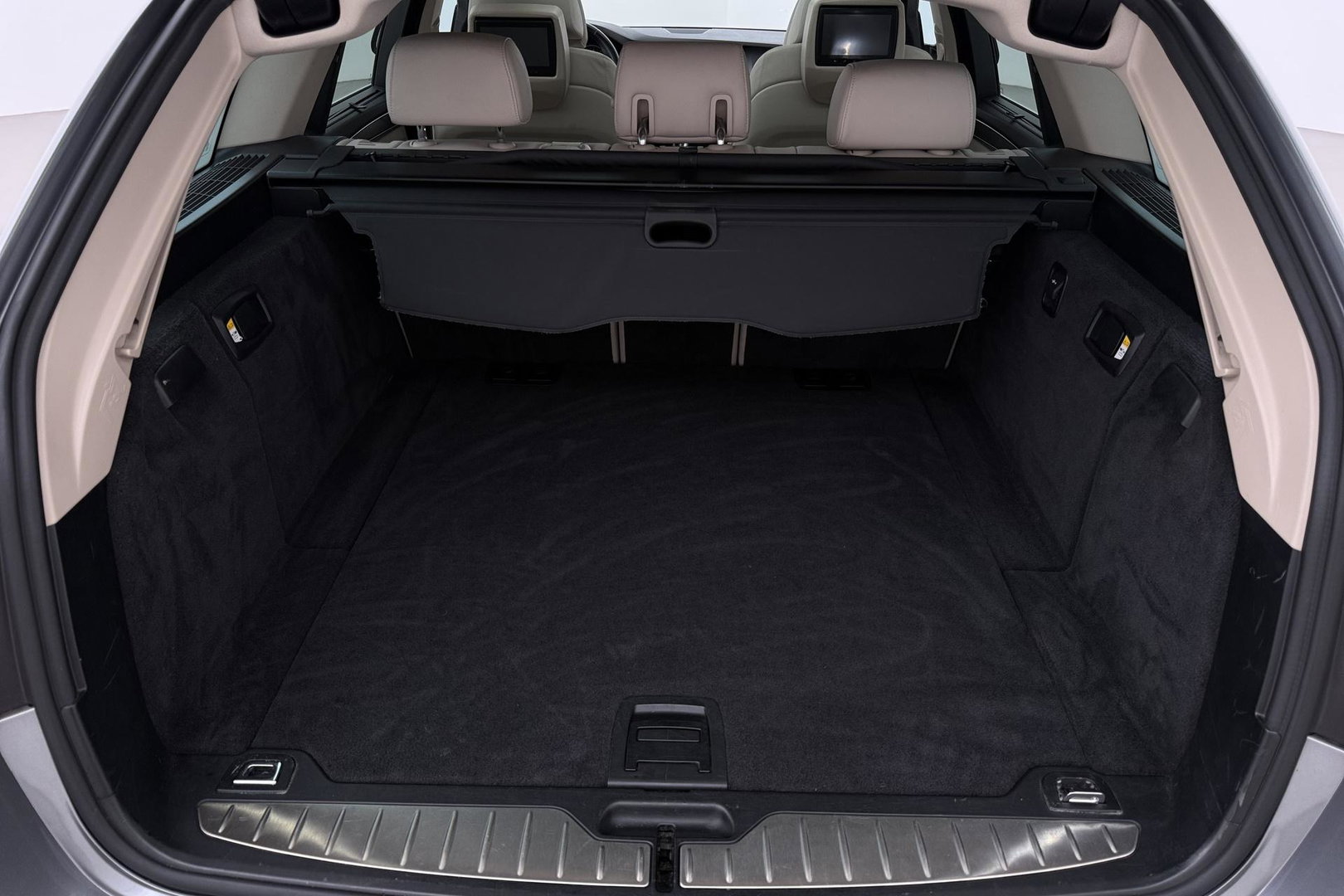 BMW 5 Serie Touring 530i Upgrade Edition | Panoramadak | Leder | Navigatie | Comfortstoelen+Memory | Stoelverwarming | Xenon | Getint Glas