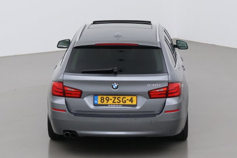 BMW 5 Serie Touring 530i Upgrade Edition | Panoramadak | Leder | Navigatie | Comfortstoelen+Memory | Stoelverwarming | Xenon | Getint Glas
