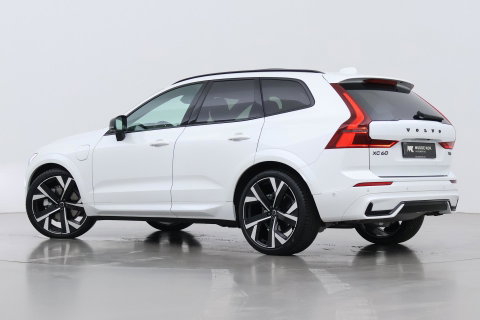 Volvo XC60 T6 Ultra Black Edition | 22 Inch | Bowers&Wilkins | Luchtvering | Trekhaak | 360° Camera | Stoelventilatie