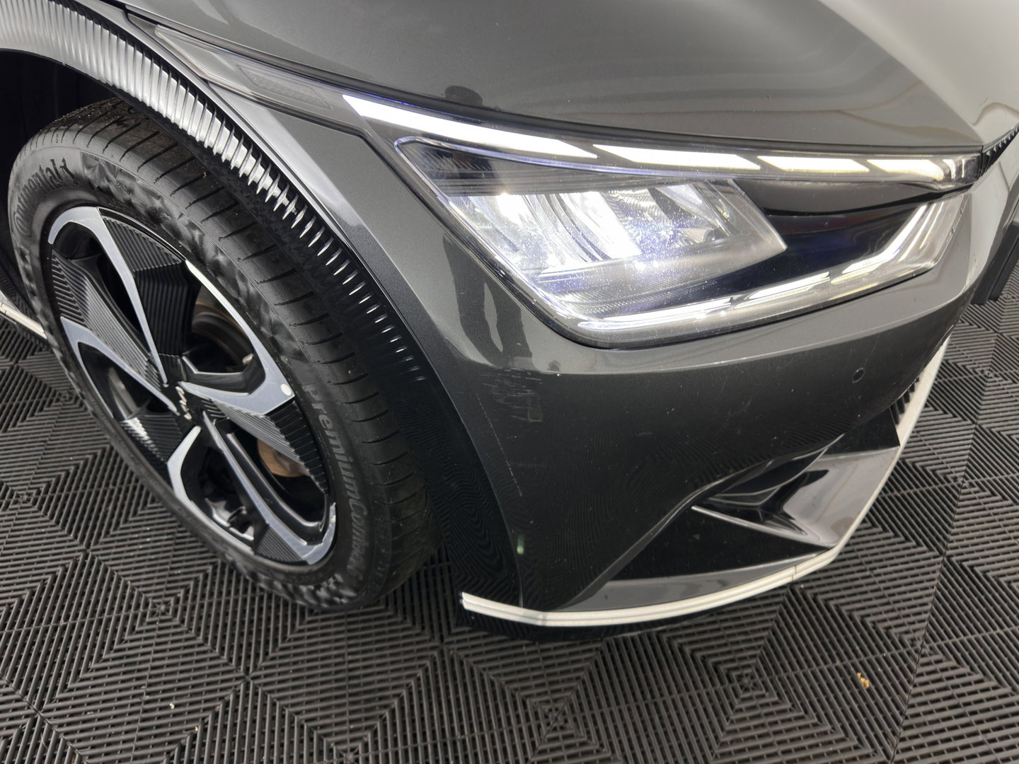 Kia Ev6 Plus Advanced 77.4 kWh [3-Fase-11kW] {SoH-93%} (INCL.BTW) Aut. *PANO | LEATHER | ADAPTIVE-CRUISE | DIGI-COCKPIT | MERIDIAN-AUDIO | MEMORY-PACK | FULL-LED | KEYLESS | CAMERA | DAB | BLIND-SPOT | NAVI-FULLMAP | PRIVACY-GLASS | AMBIENT-L